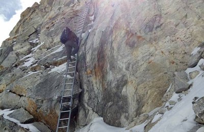 https://dev.softwareinfosys.com.np/hsc/langtang-circuit-ganja-la-pass-helambu-trek